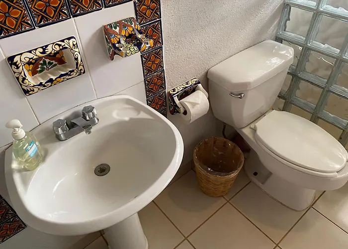 Hotel Zandoyo Bed & Breakfast